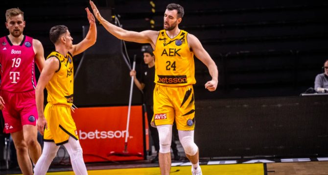 BCL: Στην κορυφαία πεντάδα της αγωνιστικής ο Κουζέλογλου (ΦΩΤΟ)