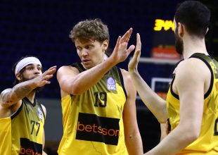 Με Κουζμίνσκας η ΑΕΚ Betsson κόντρα στην Βίρτσμπουργκ – Στη 12άδα και ο Αρσενόπουλος
