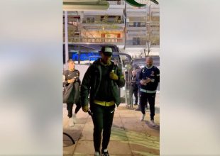 Η άφιξη της ΑΕΚ στο «Κλ. Βικελίδης» (VIDEO)