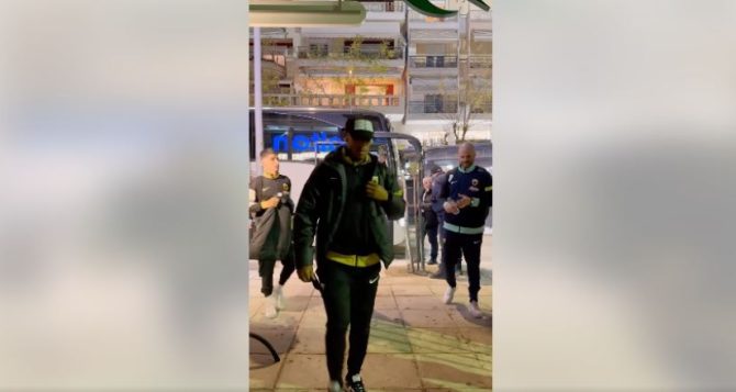 Η άφιξη της ΑΕΚ στο «Κλ. Βικελίδης» (VIDEO)