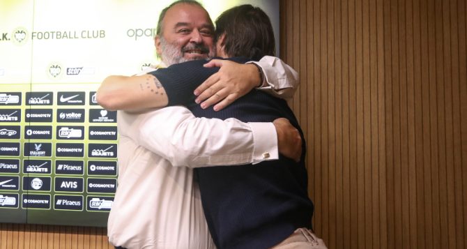 «Το γυαλί με τον Ματίας όχι μόνο δεν ράγισε, είναι αλεξίσφαιρο!»