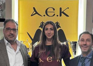 Βόλεϊ: Η ΑΕΚ ανακοίνωσε την Γκιούρδα (ΦΩΤΟ)
