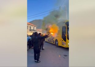 ΑΕΚ: Xαμός από τους Ενωσίτες στην υποδοχή της αποστολής (VIDEO)
