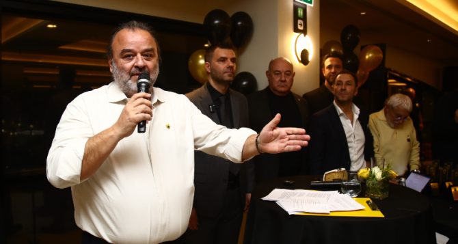 Ηλιόπουλος: «Θα δείτε πράγματα που θα τρίβουν τα μάτια τους οι απέναντι!»