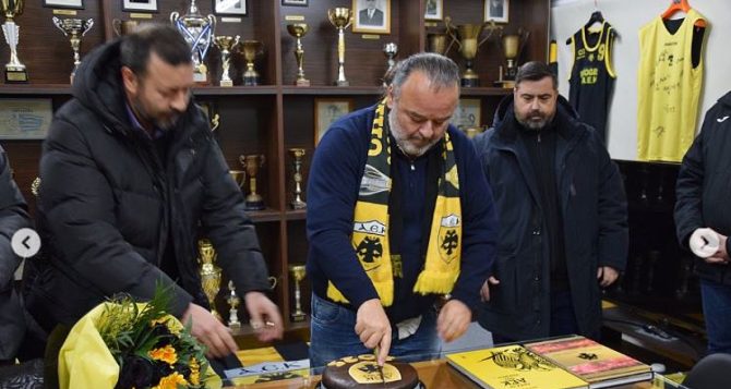 Ο Ηλιόπουλος επισκέφθηκε την ΑΕΚ Τρίπολης (pics)