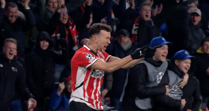 Γκολ η PSV, άμεση απάντηση η Γιουβέντους – Ξανά γκολ και ισορροπία στο Αϊντχόβεν