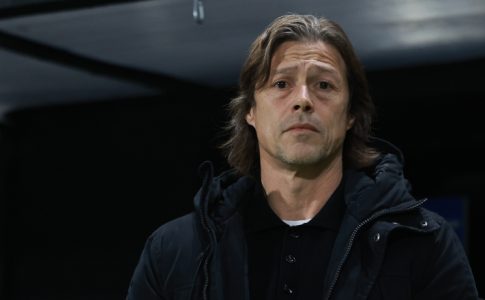 «Ο Αλμέιδα έχει πρόταση απ’ την Ηνωμένα Αραβικά Εμιράτα, δεν έχει αποφασίσει ακόμη…»