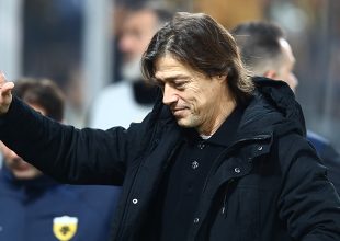 Αλμέιδα: «Δεν έχει τελειώσει τίποτα – Απομένουν 7 ντέρμπι»
