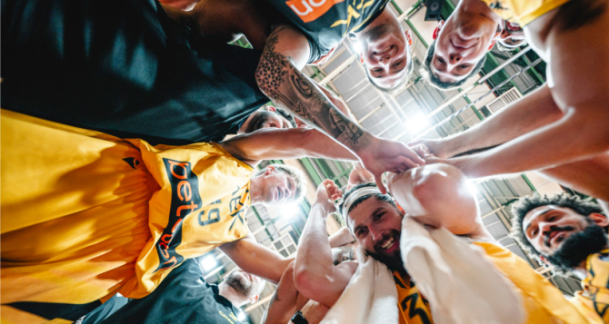 Φοβερός και τρομέρος MVP Γκόλντεν (VID)