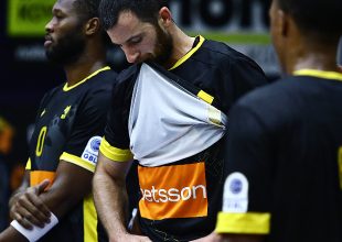 AEK Betsson: Νέοι… πονοκέφαλοι για τον Σάκοτα