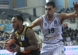 Αλλού γι’ αλλού η ΑΕΚ Betsson και βαριά ήττα από τον ΠΑΟΚ