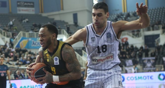 Αλλού γι’ αλλού η ΑΕΚ Betsson και βαριά ήττα από τον ΠΑΟΚ