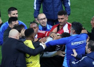 Μία αγωνιστική σε Αλμέιδα, τρεις σε Μουκουντί, Μαρσιάλ, Πασχαλάκη και Κάρμο!