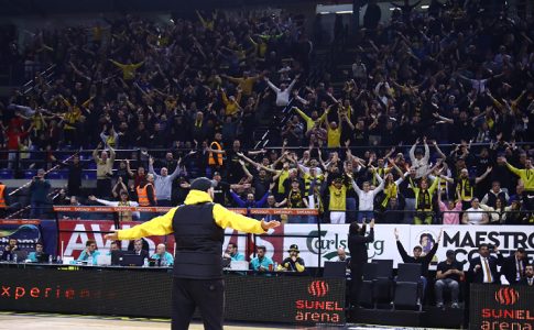 Η ΔΕΑΒ τιμώρησε την AEK Betsson με κεκλεισμένων των θυρών!