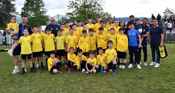 Δίκτυο Ακαδημιών ΑΕΚ: Σε ΑΕΚ Βέροιας και Academica FC14 ο Κυριακίδης (pics)