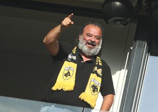 Ο Ηλιόπουλος πανηγύρισε την κούπα των κοριτσιών της ΑΕΚ (VIDEOS)