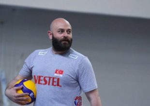 Ο Ντεχριόγλου αναλαμβάνει την τεχνική ηγεσία της γυναικείας ομάδας βόλεϊ της ΑΕΚ