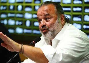 Ηλιόπουλος: «Αν το σκυλί το στριμώξεις στον τοίχο, θα σε σκίσει» (VIDEO)