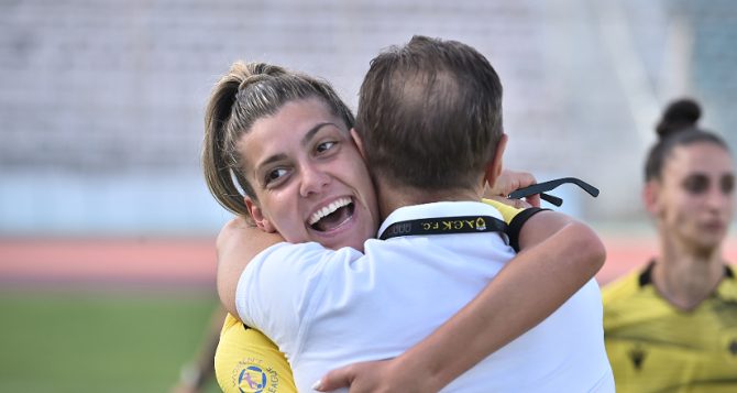 Στεφάτου: «Το όνειρο συνεχίζεται – Μόνο ΑΕΚ»