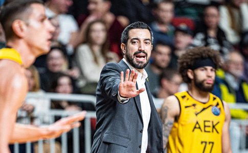 Ο Βιτσεντζούτο αφήνει την ΑΕΚ και γυρίζει στην Ιταλία