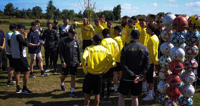 Οι παίκτες της ΑΕΚ πήγαν για foot-golf (VIDEO+PICS)