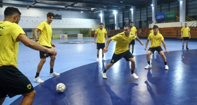 Futsal: ΑΕΚ έτοιμη για τ’ αστέρια (pics+vid)