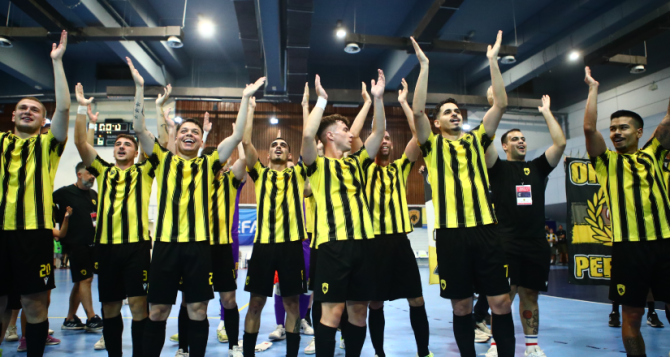 Futsal: Τεράστια ΑΕΚΑΡΑ, επικράτησε της Βέσζπρεμ και προκρίθηκε στην επόμενη φάση