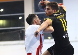 Πλήρωσε τα λάθη της η ΑΕΚ και «χάρισε» το Σούπερ Καπ στον Ολυμπιακό