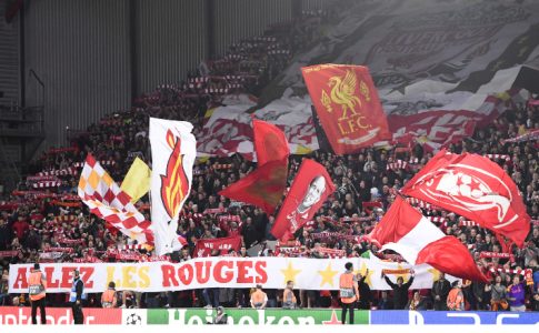 Λίβερπουλ – Μπέρνλι με… κόκκινο «μπουστάρισμα» από ημίχρονο