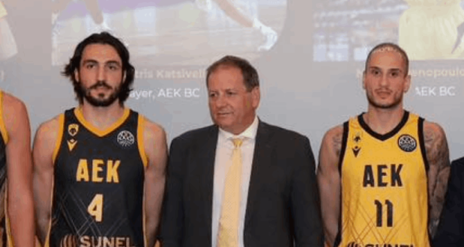 Αγγελόπουλος: «Η ΑΕΚ είναι η ζωή μας και το πάθος»