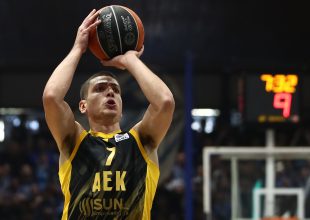 LIVE: Λέβιτσε – ΑΕΚ