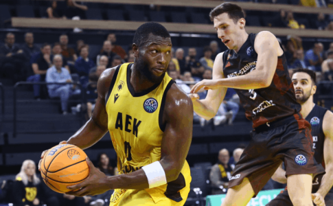 LIVE: Σολνόκι – ΑΕΚ