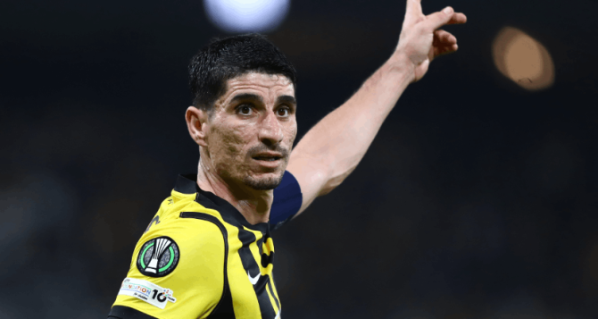 Πέτρος Μάνταλος: Εκτός με Παναιτωλικό λόγω καρτών Πέτρος Μάνταλος: Εκτός με Παναιτωλικό λόγω καρτών