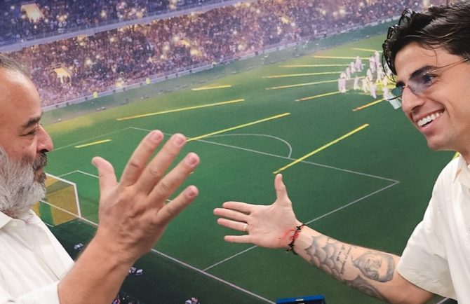 Ηλιόπουλος σε Ρότα: «Είσαι πραγματικός πολεμιστής.Άξιζες να μείνεις για άλλα τέσσερα χρόνια»(VID) Ηλιόπουλος σε Ρότα: «Είσαι πραγματικός πολεμιστής.Άξιζες να μείνεις για άλλα τέσσερα χρόνια»(VID)