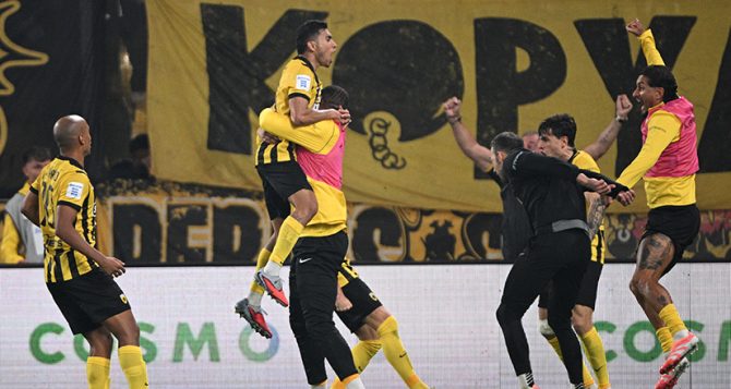 Το συγκλονιστικό φινάλε της νίκη της ΑΕΚ μέσα από την παρακάμερα (VID)