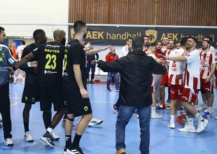 Οργή στην ΑΕΚ για τη διαιτησία στο ντέρμπι με τον Ολυμπιακό