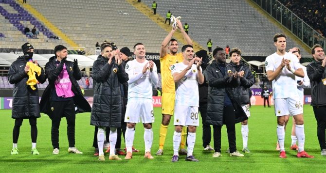 Διανυκτέρευση στη Φλωρεντία για την αποστολή της ΑΕΚ