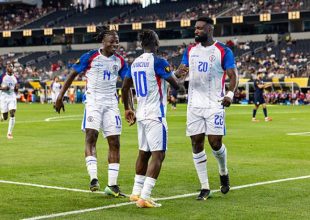 Πιερό: Mε καθοριστικό γκολ oδηγεί την Αϊτή προς το Μουντιάλ (VID)