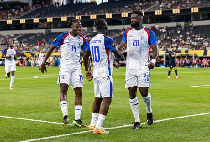 Πιερό: Mε καθοριστικό γκολ oδηγεί την Αϊτή προς το Μουντιάλ (VID)