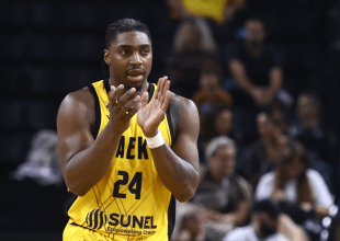 Τρομερός Μπάρτλεϊ – Όλο το… σόου απέναντι στη Ρίγα (VID)