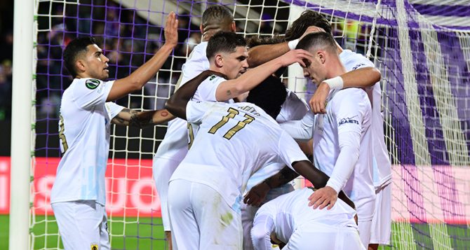 Πω πω μια ΑΕΚΑΡΑ κ@#λα! Και η Φιορεντίνα τάβλα… Πω πω μια ΑΕΚΑΡΑ κ@#λα! Και η Φιορεντίνα τάβλα…