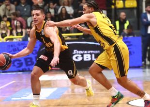 LIVE: Μαρούσι – ΑΕΚ