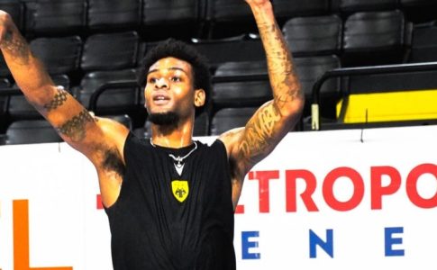 Η πρώτη προπόνηση του Γκρεγκ Μπράουν με τη Βασίλισσα (pics)