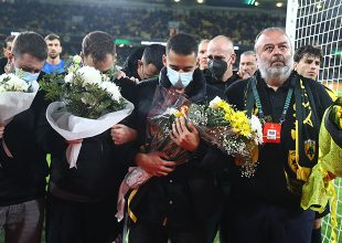 Η ΑΕΚ τίμησε τη μνήμη του 20χρονου φιλάθλου της στην OPAP Arena (PICS)