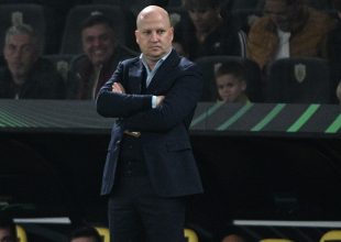 Νίκολιτς: «Ανεπίτρεπτο ότι σκοράραμε μόνο με πέναλτι – Έφερε εκνευρισμό ο διατητής»