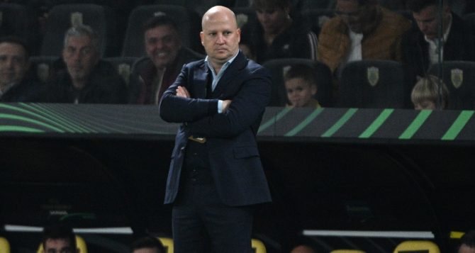 Νίκολιτς: «Ανεπίτρεπτο ότι σκοράραμε μόνο με πέναλτι – Έφερε εκνευρισμό ο διατητής» Νίκολιτς: «Ανεπίτρεπτο ότι σκοράραμε μόνο με πέναλτι – Έφερε εκνευρισμό ο διατητής»