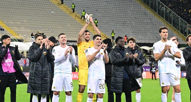 Στρακόσια: «Αυτές οι νίκες μας δίνουν περισσότερη εμπιστοσύνη»