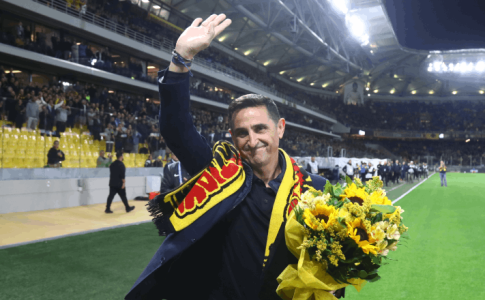 Χιμένεθ: «Η ΑΕΚ είναι ίσως η μεγαλύτερη ομάδα στην Ελλάδα»