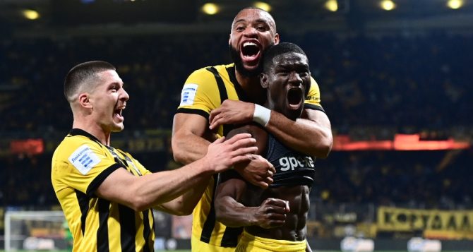 Ζίνι: «Δώσαμε χαρά στον κόσμο με αυτό το γκολ» (VID)