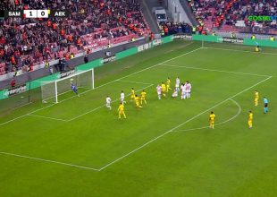 ΤΡΟΜΕΡΗ εκτέλεση φάουλ του Μαρίν και ισοφάριση για την ΑΕΚ (VID)